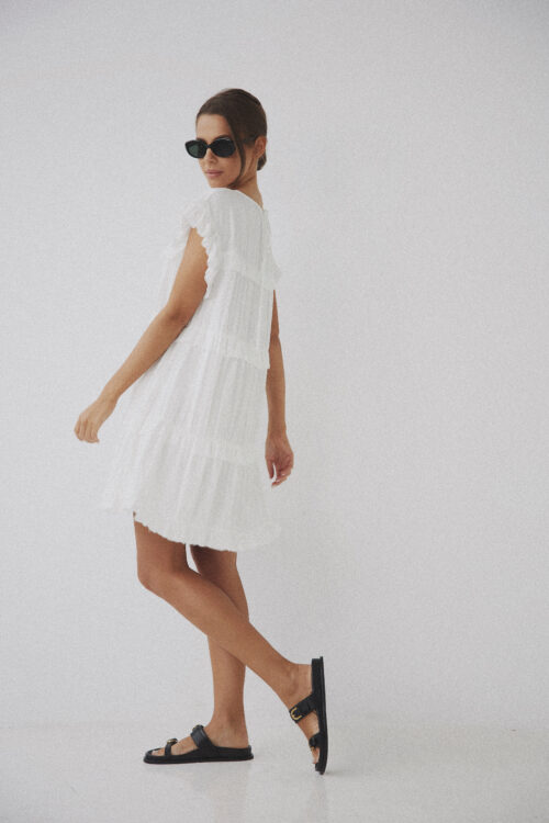 CARRIE - sukienka letnia z ozdobnymi przeszyciami biała